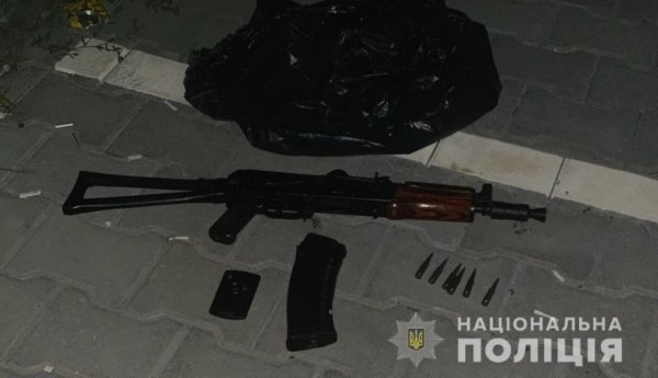 «Допраздновались»: в пригороде Одессы задержали хулиганов, которые открыли стрельбу и устроили дрифт