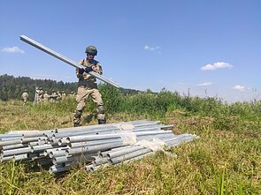 Литва почала установку огорожі з колючого дроту на кордоні з Білоруссю