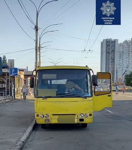 В Киеве задержали водителей маршруток в состоянии алкогольного и наркотического опьянения