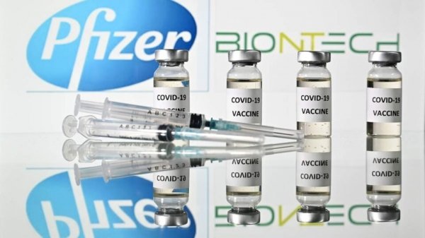 В Pfizer прокомментировали смерть украинца после вакцинации