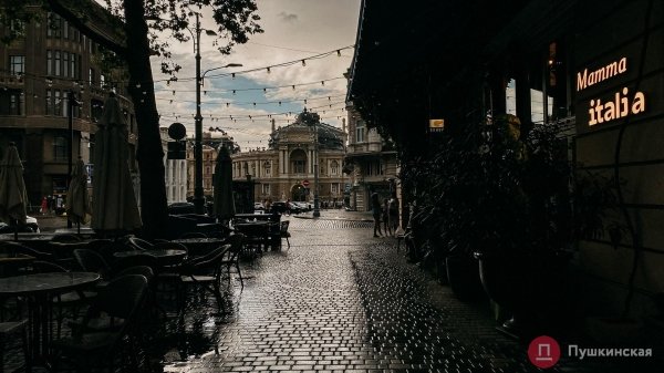 Центр Одессы после первого августовского дождя. Фоторепортаж