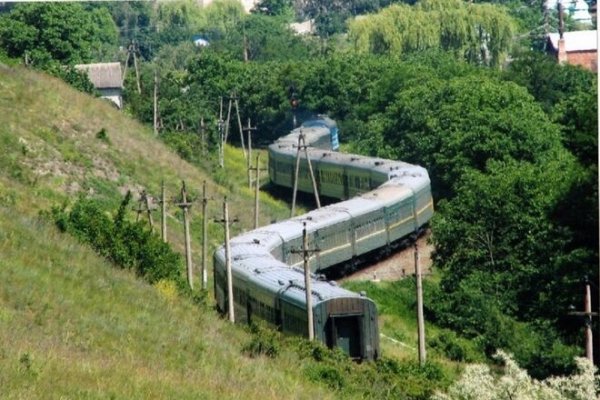
                                                                        Укрзализныця назначила дополнительные поезда к морю и в горы
                                                                                                                                                                                                                    