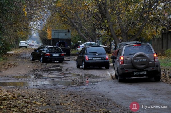Одесские дорожники подписали договор на ремонт улицы в частном секторе за 147 миллионов, но будет ли он — пока неизвестно