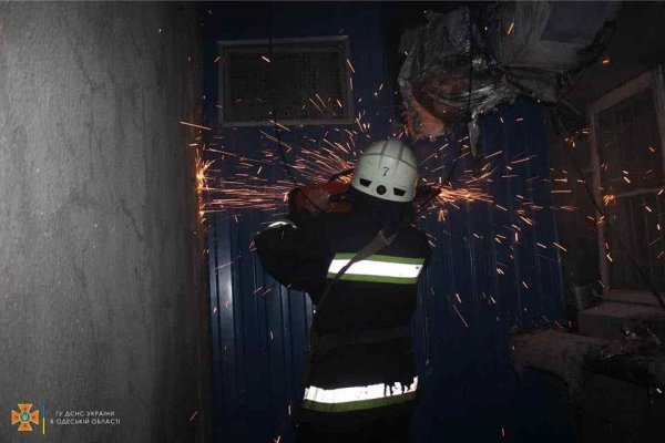 В подвале ресторана в центре Одессы произошел пожар. Фото, обновлено