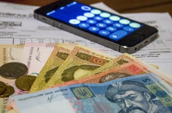 Как изменились тарифы ЖКХ в Украине за последний год