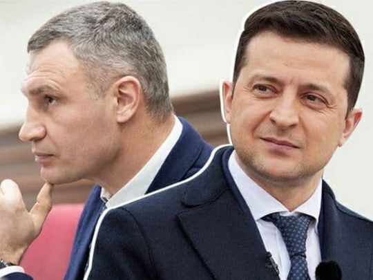 Зеленський доручив Єрмаку та Столару послабити позиції Кличка — Романенко