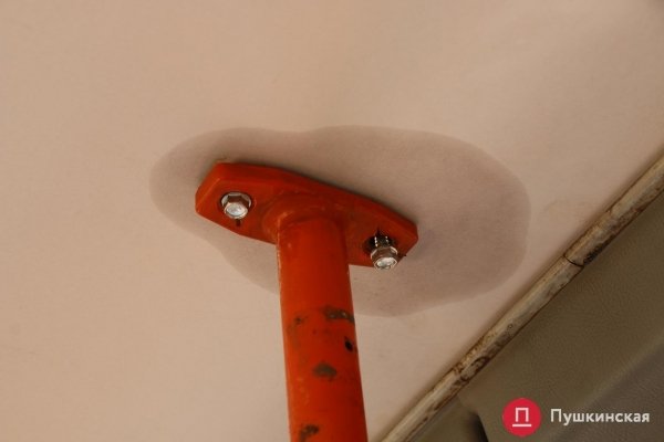 В Одессе презентовали 3 самодельных электробуса, которые скоро выйдут на новый городской маршрут. Фото
