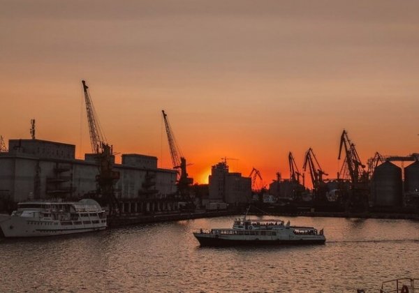 Последние деньки тепла: полюбуйся закатами и рассветами в Одессе
