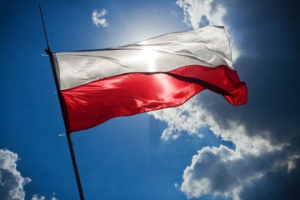 
                                                                        Польша резко увеличила количество вакансий: у украинцев могут быть проблемы с визами
                                                                                                                                                                                                                    