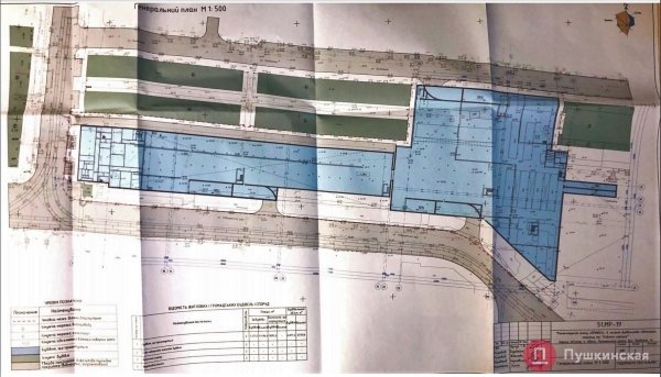 Планы мэрия прогнать грузовики с обновленного Новощепного ряда внутрь «Привоза» пока не осуществятся