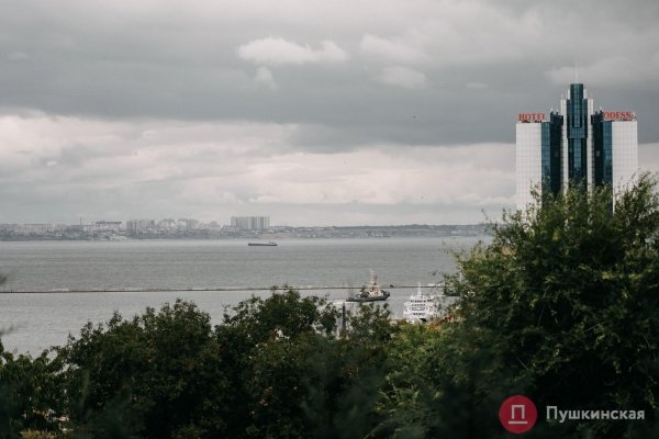Из лета в глубокую осень: как Одесса и одесситы первые холода встречают. Фоторепортаж