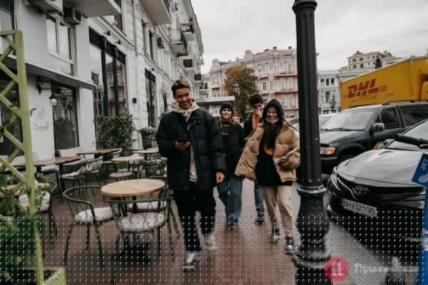 Из лета в глубокую осень: как Одесса и одесситы первые холода встречают. Фоторепортаж