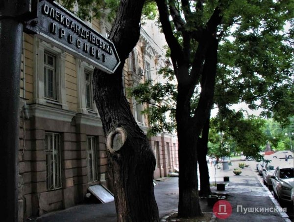 «Тепловые» раскопки в центре Одессы могут затронуть трафик на 4-х улицах и обойдутся почти в 27 миллионов