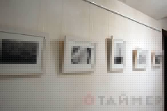 «Абстракция формы»: одесский фотохудожник дебютировал чёрно-белой экспозицией 