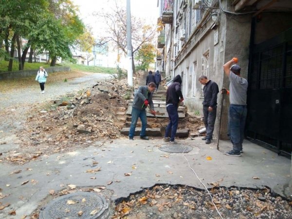 В Одессе начали ремонт Градоначальницкой лестницы: как это выглядит. Фото