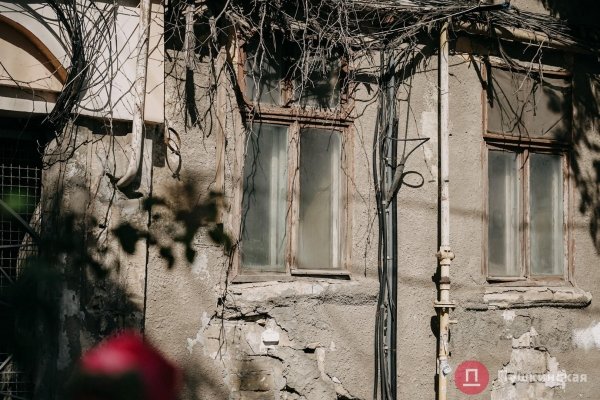 Нетуристическая Одесса, часть 1: смесь времен на окраине Молдаванки. Фоторепортаж