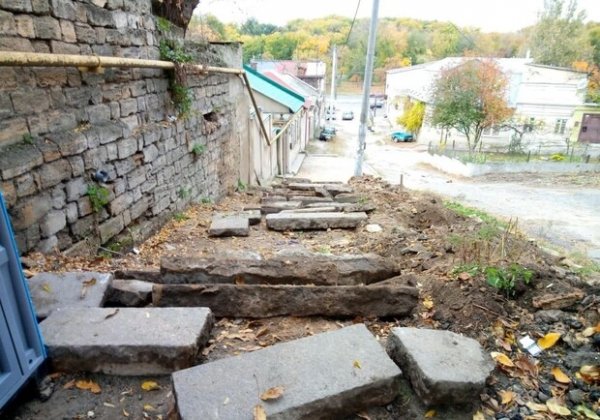 На Молдаванке отремонтируют старинную лестницу: ее признали аварийной