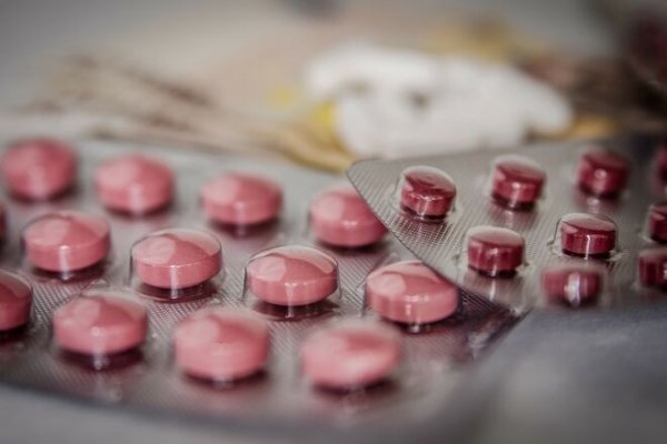 
                                                                        Лечение коронавируса: когда врач может назначить антибиотики
                                                                                                                                                                                                                    