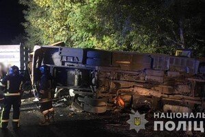 Под Одессой в маршрутку врезался грузовик: два пассажира погибли, шесть – в больнице