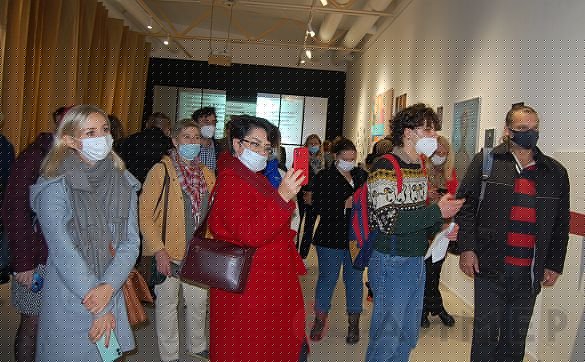 «Кибература»: одесситка превратила старые книги в арт-объекты 