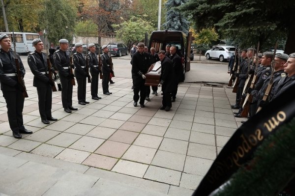 В Доме офицеров торжественно простились с Николаем Московым — освободителем Одессы от нацистов