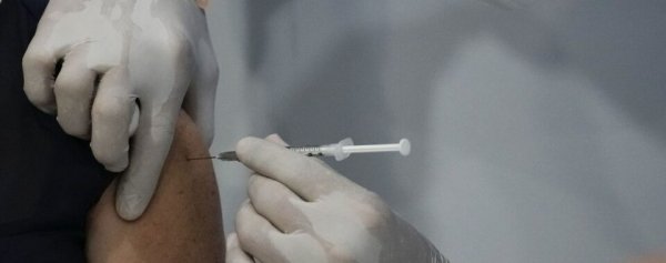 В Украине расширят перечень профессий, для которых вакцинация станет обязательной