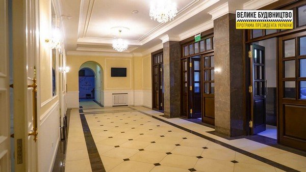 «Велике будівництво» Зеленського повернуло Полтавській філармонії сцену