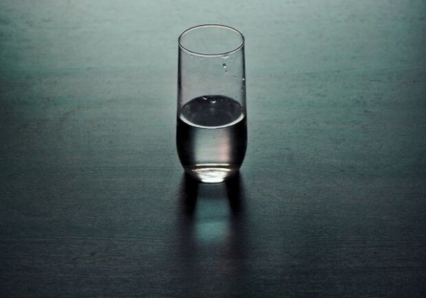Под Одессой семья отравилась неизвестным веществом: один человек погиб, двое в больнице