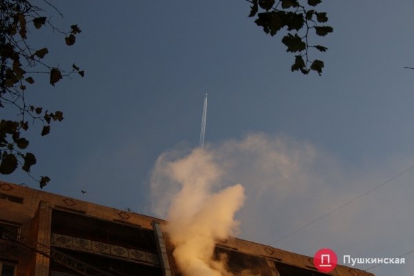 В общежитии в центре Одессы произошел пожар: пожарной сигнализации в здании не было. Фото, обновлено