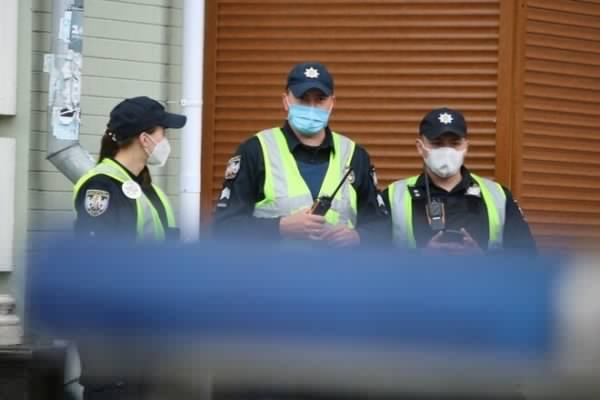 
                                                                        Инспекторы смогут отслеживать наличие страхового полиса во время движения авто
                                                                                                                                                                                                                    