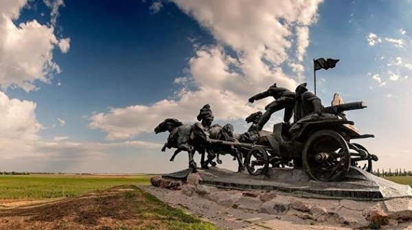 «Легендарная тачанка» в Каховке пострадала от охотников за металлоломом