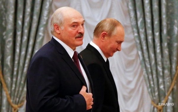 О чем говорят резонансные слова Лукашенко о КрымеСюжет