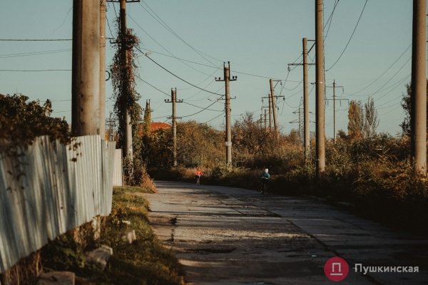 Нетуристическая Одесса, часть 3: поселок Большевик — район, который застыл во времени. Фоторепортаж