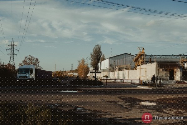 Нетуристическая Одесса, часть 3: поселок Большевик — район, который застыл во времени. Фоторепортаж