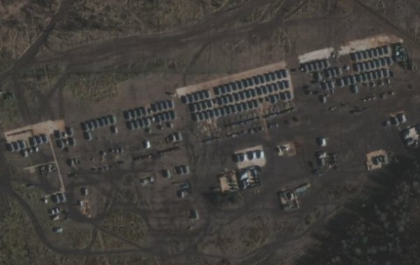 Ждать эскалацию? Эксперты о войсках РФ на границеСюжет