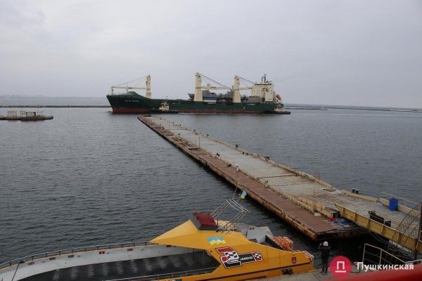 Служили Штатам, послужат и Украине: в Одессу прибыли американские патрульные катера
