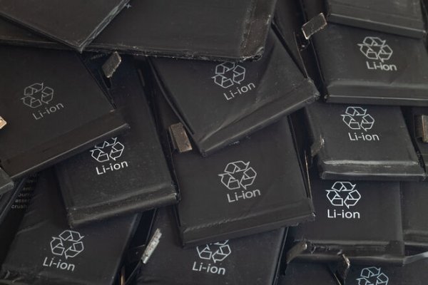 
                                                                        Стартап MaxAh из Украины объявил о разработке сверхмощной батареи
                                                                                                                                                                                                                    