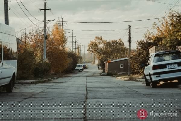 Нетуристическая Одесса, часть 3: поселок Большевик — район, который застыл во времени. Фоторепортаж