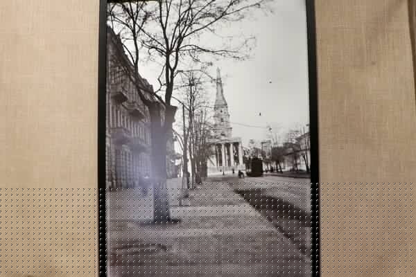 В Одессе открылась уникальная фотовыставка с кадрами города столетней давности