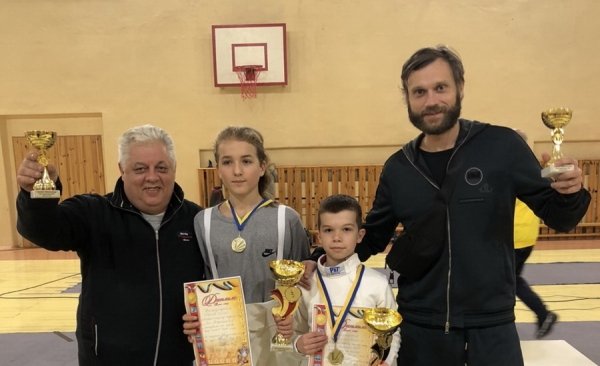 Фехтование. Юные одесские саблисты сделали «золотой» хет-трик на всеукраинских соревнованиях