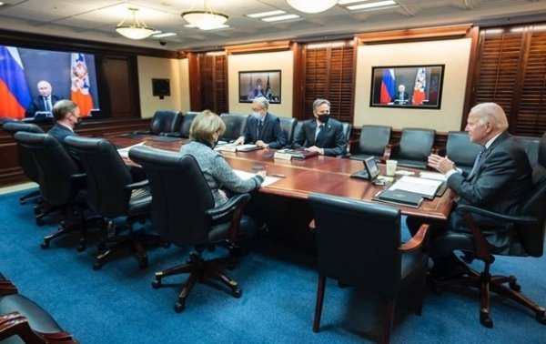 Итоги 07.12: Важный разговор и ДТП под ЧерниговомСюжет