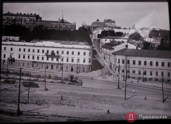 Дыхание эпох: в Одессе открыли выставку уникальных снимков города 1913 — 1953 годов