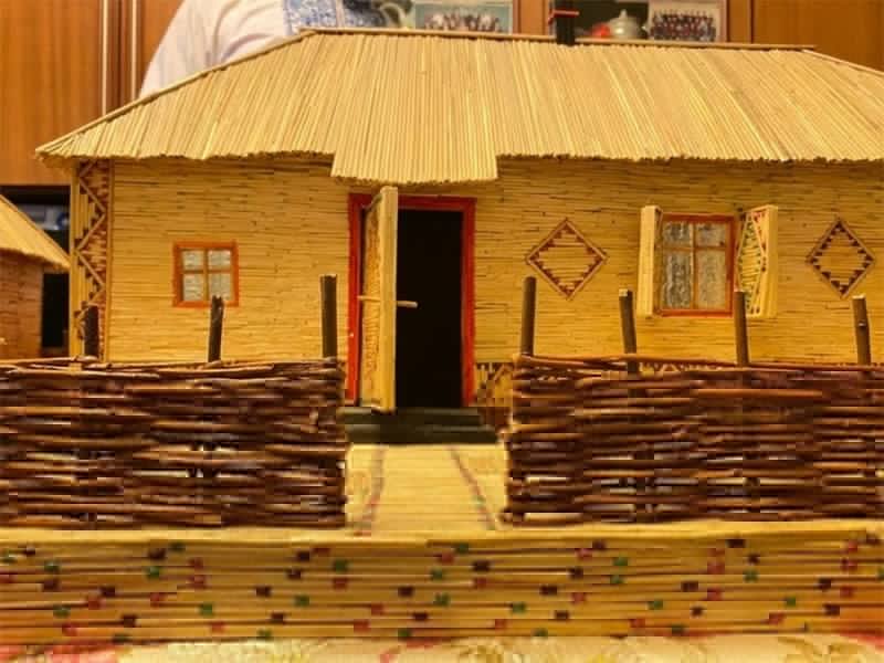 Киянин із ДЦП став рекордсменом України, використавши 13 тисяч сірників
