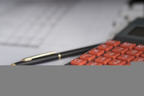 
                                                                        Украинцев обворовывают на миллиарды гривен ежемесячно: как бизнес "скручивает" налоги
                                                                                                                                                                                                                    