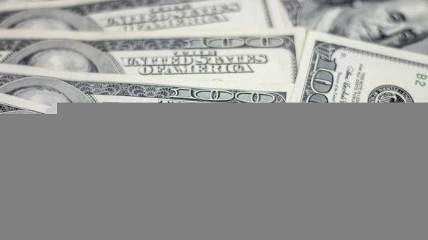 Аналитики назвали причины резкого падения гривны
