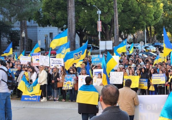 В Берлине запретили использование символики Украины на мероприятиях  9 мая