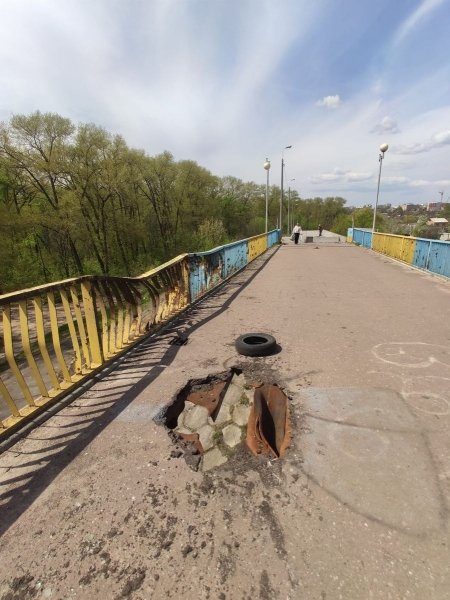 «Ми у черзі за хлібом по три години під обстрілами вистоювали, а тепер гріх жалітися!»: як живе Чернігів після осади рашистів