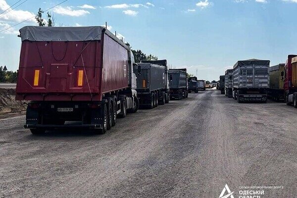 В Одесской области появятся электронные очереди и онлайн-коммуникация с водителями фур В Одесской области появятся электронные очереди и онлайн-коммуникация с водителями фур