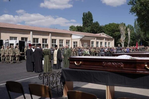 Прощание с командиром одесских "Рыцарей": сослуживцы рассказали о полковнике и пообещали отомстить врагу