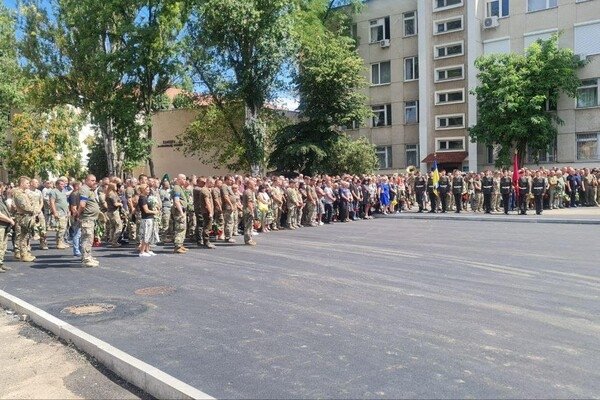 Прощание с командиром одесских "Рыцарей": сослуживцы рассказали о полковнике и пообещали отомстить врагу